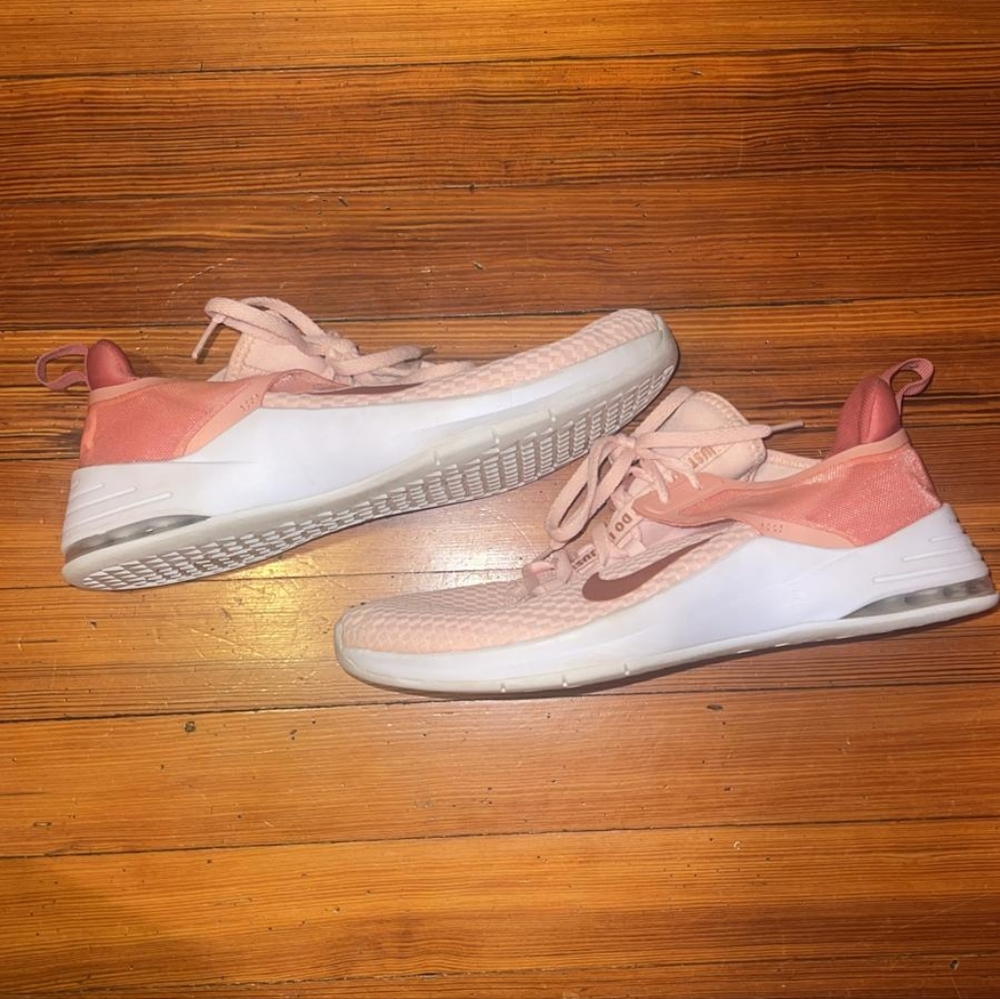 Nike Air Max Bella TR Training shoes
